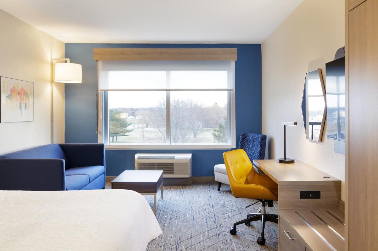 Holiday Inn Express Fremont By Ihg Экстерьер фото